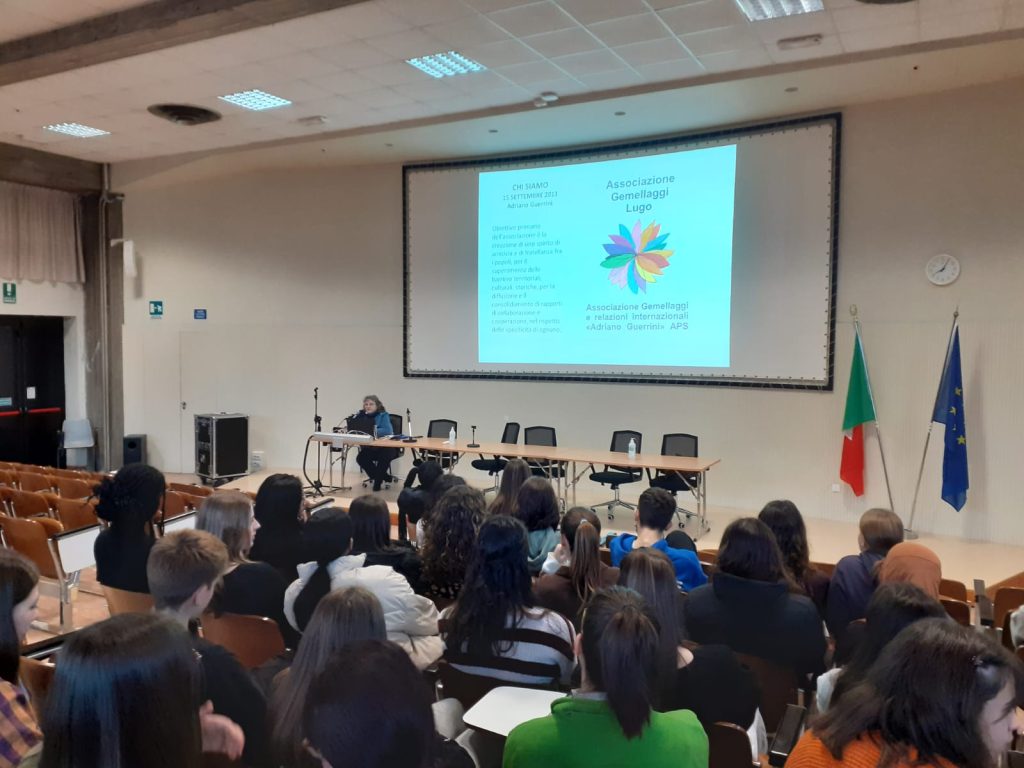 Al Liceo Gregorio Ricci Curbastro di Lugo,        presentazione del progetto: “Viaggio d’istruzione a Strasburgo”